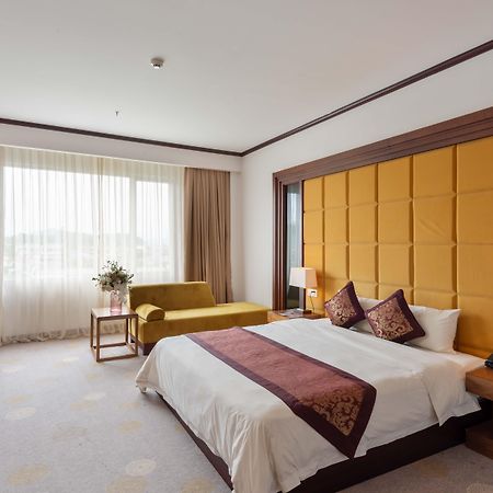 Lao Cai Star Hotel Extérieur photo